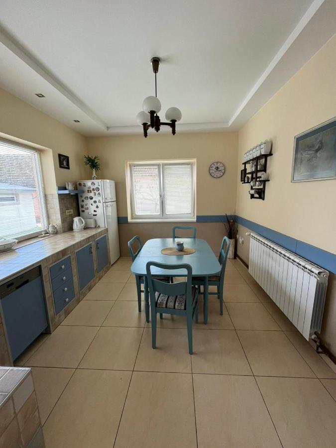 Guest House A'storia Ruma Extérieur photo